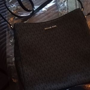 Micheal kors bag